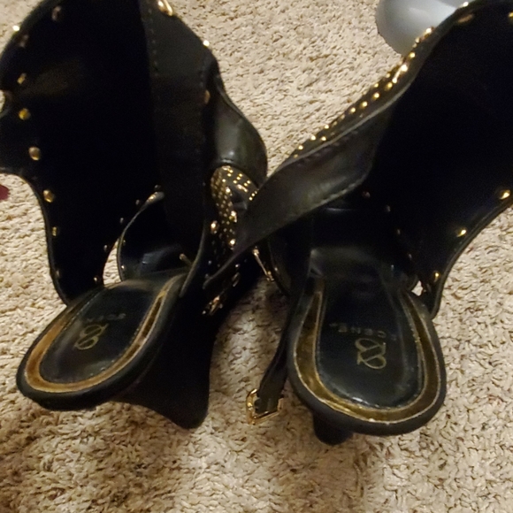 Wedge heels - Picture 3 of 6